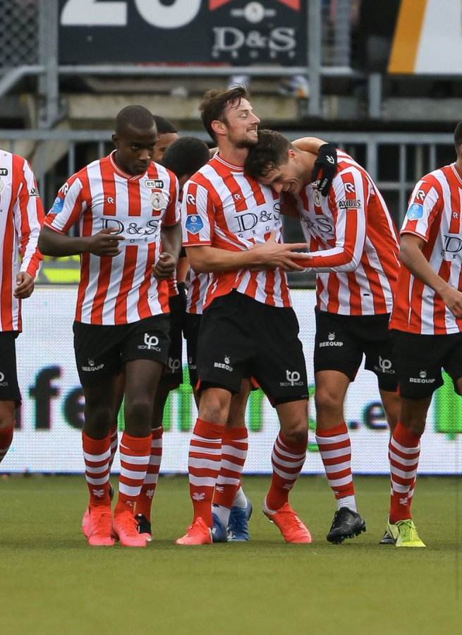 莎逼入了决 莎逼入了决